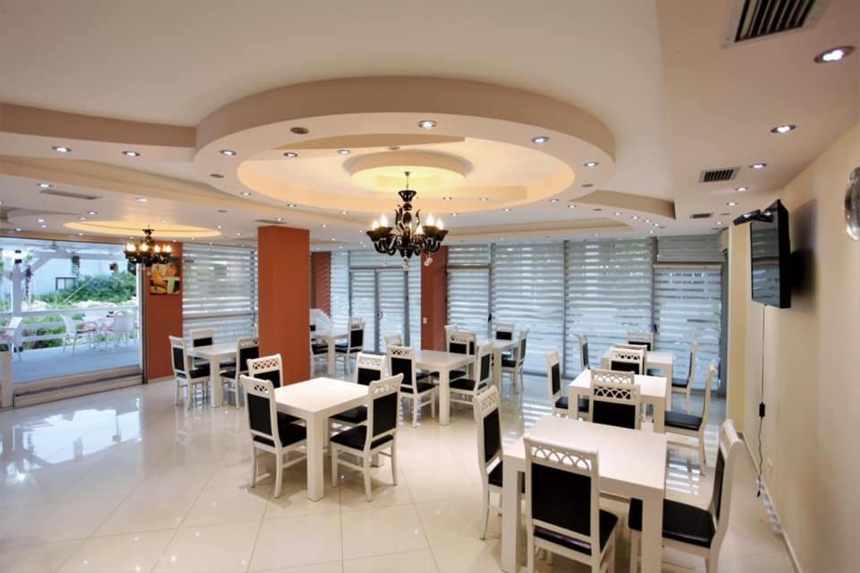 Hotel Comfort Shëngjin Εξωτερικό φωτογραφία
