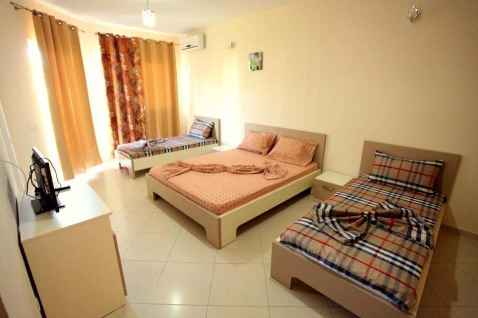Hotel Comfort Shëngjin Εξωτερικό φωτογραφία